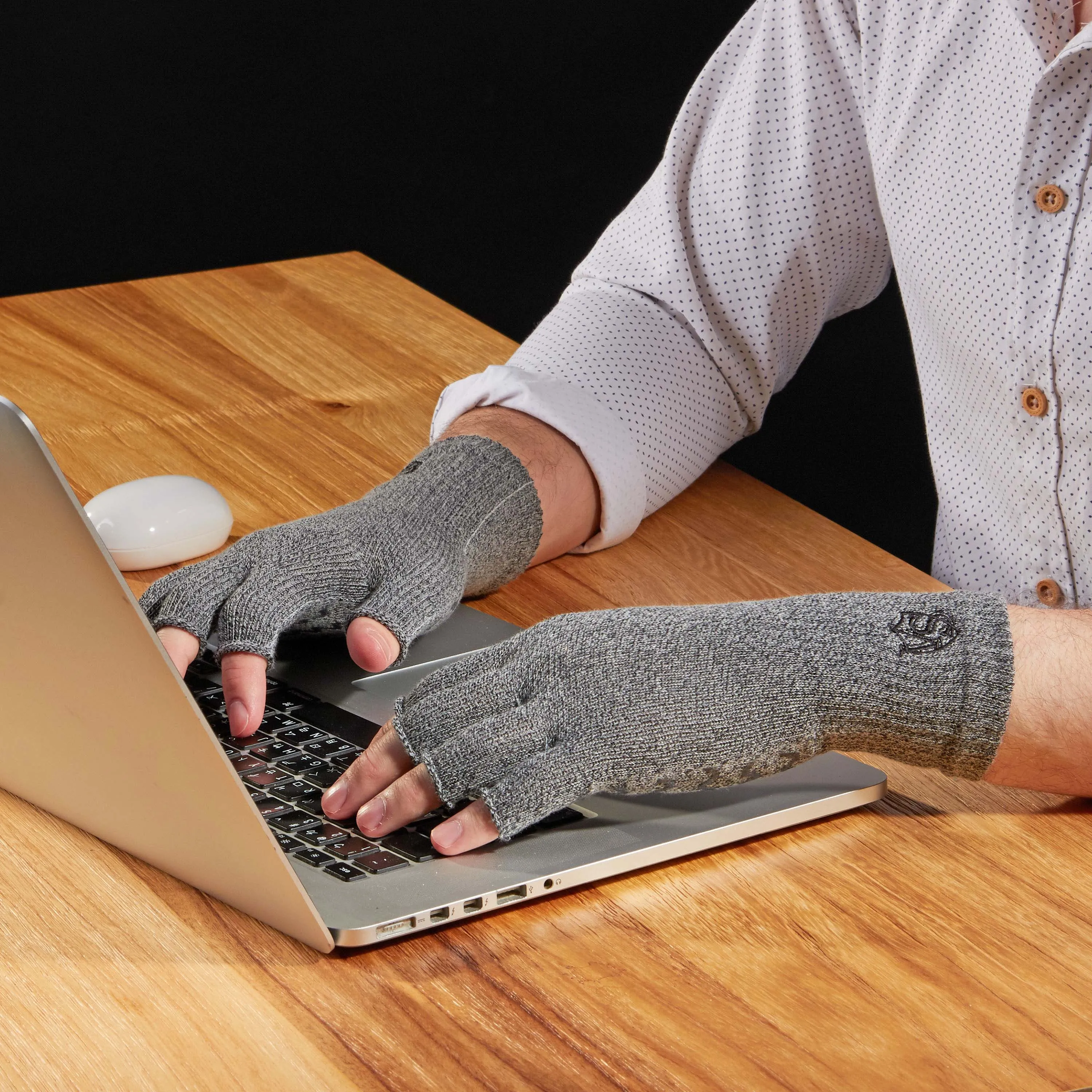Anti-Slip Fingerless Recovery Gloves
