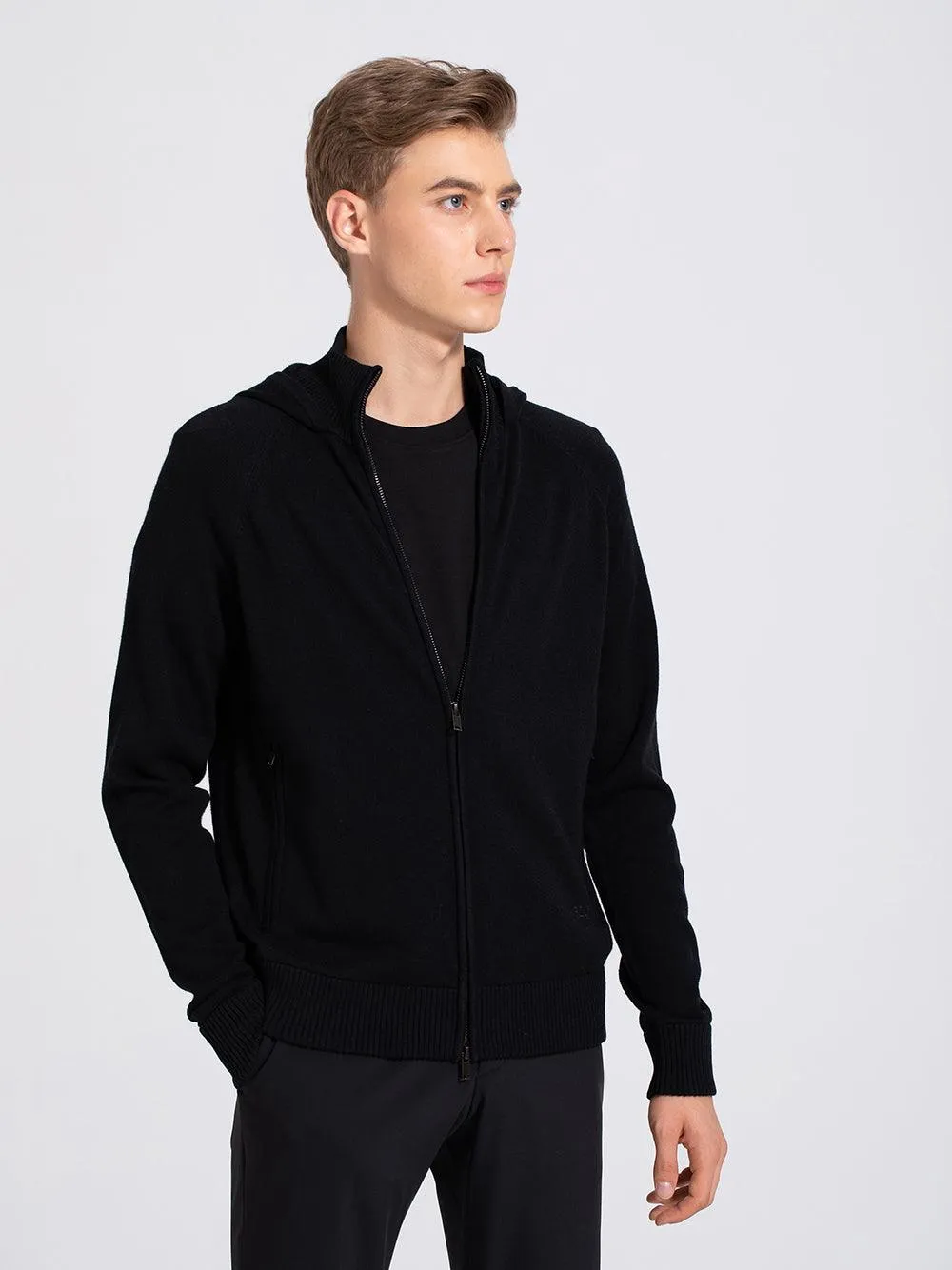 Eco Innovative Hoodie Sweater in Cool Black 拉鍊連帽針織毛衣 (深黑色)